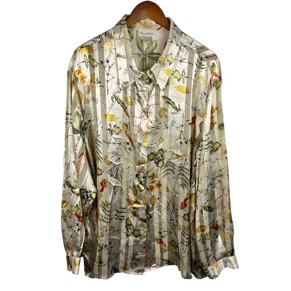 Maggie Barnes Tops - Maggie Barnes Button Down Top Size 32 W Floral Nature Inspired Lightweight Satin